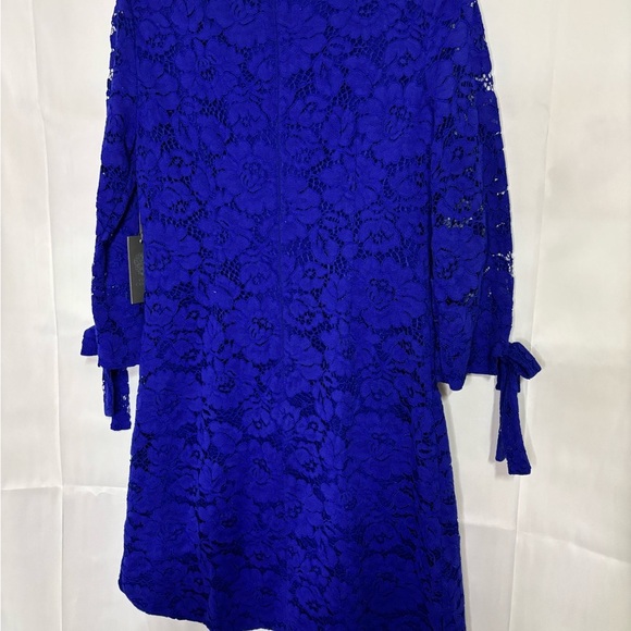 New with tags, womens size 4 Vince Camuto dress,#B927 - Picture 2 of 5